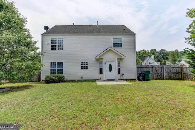 2355 Glen Chase Ln, Lawrenceville, GA 30044 - back of property with a patio