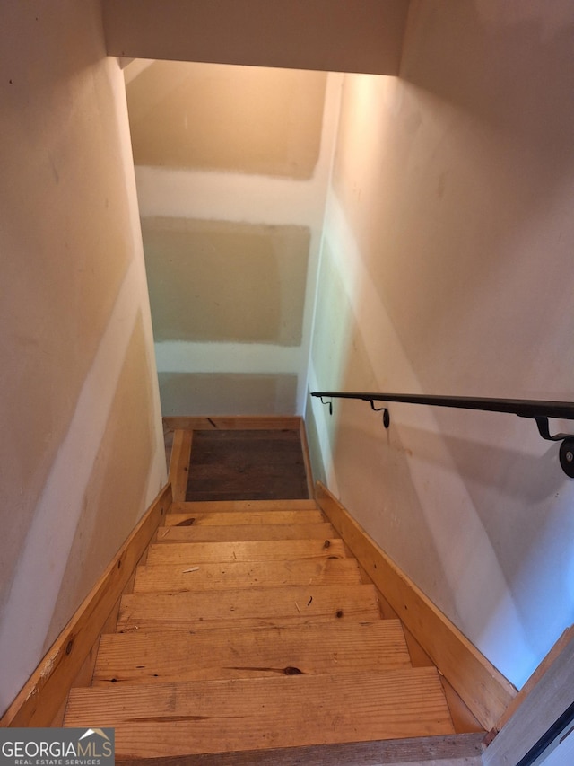 601 Colquitt Rd, Cedartown, GA 30125 - staircase featuring hardwood / wood-style flooring