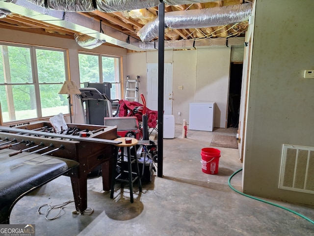 601 Colquitt Rd, Cedartown, GA 30125 - below grade area with fridge