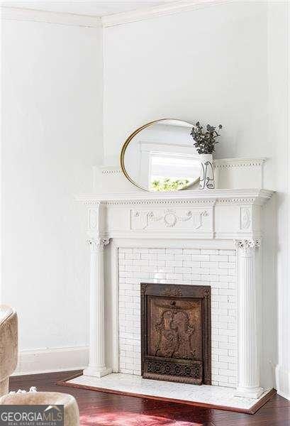 118 Waverly Way, Atlanta, GA 30307 - detailed view of ornamental molding and wood finished floors