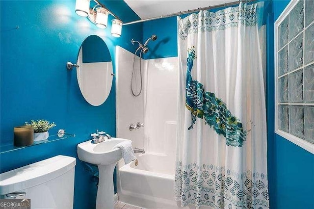 118 Waverly Way, Atlanta, GA 30307 - bathroom with toilet and shower / bath combination with curtain