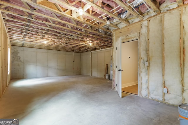 113 Summit View Ln, Ellijay, GA 30540 - unfinished below grade area featuring electric water heater