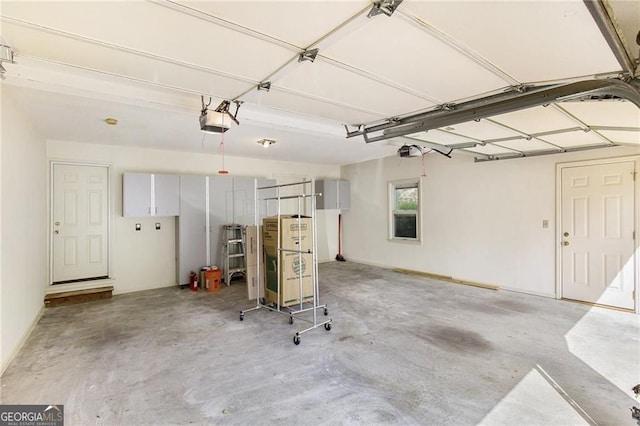 106 Waterford Pl, Acworth, GA 30101 - garage featuring a garage door opener