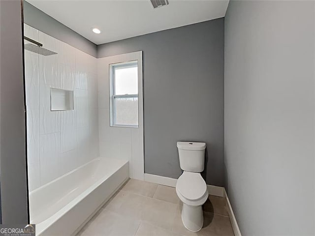 629 Windsor St, Atlanta, GA 30312 - full bath featuring tile patterned flooring and shower / tub combination
