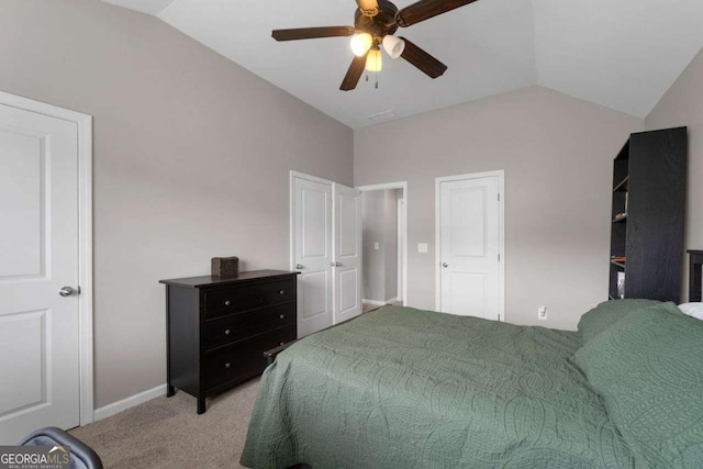 6840 Canyon Creek Way, Cumming, GA 30028 - bedroom featuring lofted ceiling, light carpet, and a ceiling fan