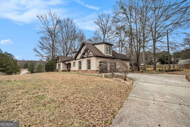108 Deer Creek Run, Moreland, GA 30259 - view of home's exterior featuring driveway and a shingled roof