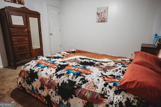 bedroom with carpet floors