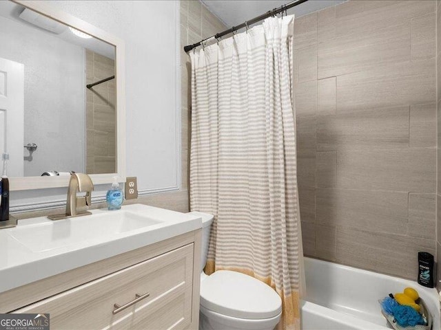 665 Mcclain Mountain Rd, Jasper, GA 30143 - bathroom featuring vanity and shower / tub combo with curtain
