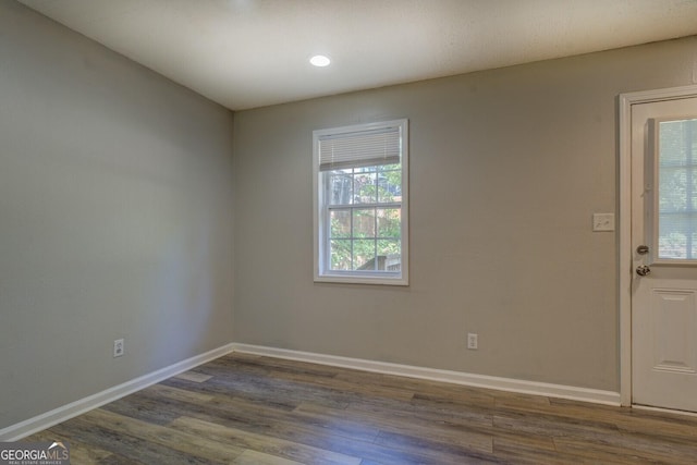 302 Atlanta Ave SE, Atlanta, GA 30315 - empty room featuring wood finished floors, baseboards, and recessed lighting