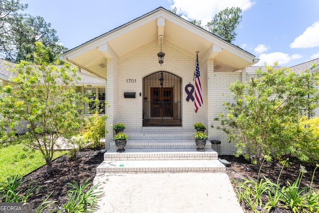 1701 City Blvd, Waycross, GA 31501 - property entrance featuring brick siding