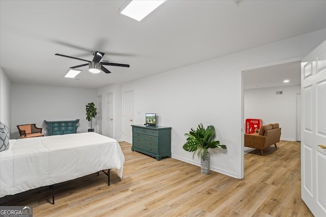 1444 Merrifield Ln, Marietta, GA 30062 - bedroom featuring light wood finished floors, baseboards, and ceiling fan