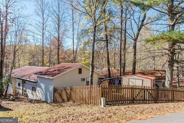 50 Canyon Pass, Cleveland, GA 30528 - view of home's exterior featuring a fenced front yard