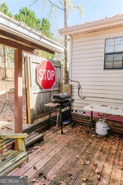 50 Canyon Pass, Cleveland, GA 30528 - wooden terrace with grilling area