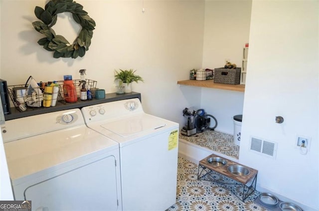 3095 Holbrook Dr SW, Marietta, GA 30060 - laundry room with washing machine and clothes dryer