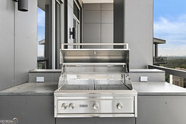 3107 Peachtree Rd NE Unit 2003Aka Ph3, Atlanta, GA 30305 - view of patio featuring area for grilling and a balcony