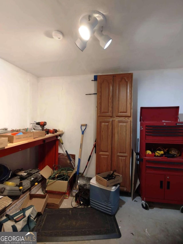 misc room featuring concrete flooring