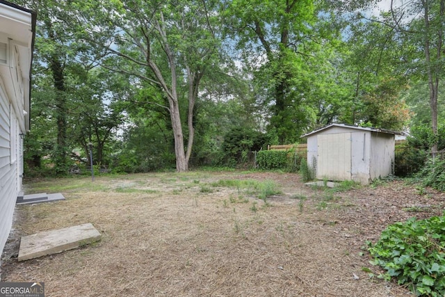 2765 Ocean Valley Dr, Atlanta, GA 30349 - view of yard