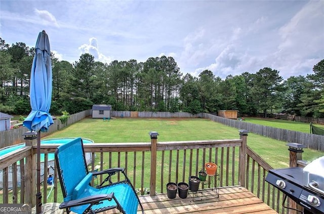 14 Cathedral Hts, Euharlee, GA 30120 - wooden terrace with view of wooded area