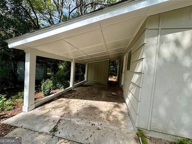 2489 Hillside Dr, Macon, GA 31206 - view of patio
