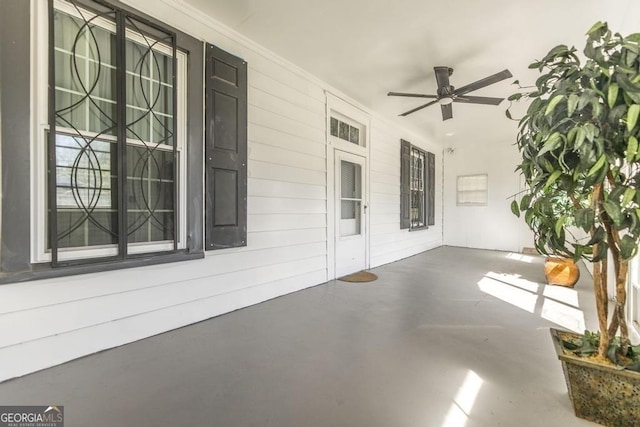 1293 Courtland Ave, Macon, GA 31204 - porch featuring ceiling fan