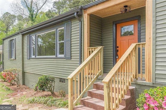 525 Rosemont Dr, Decatur, GA 30032 - property entrance with crawl space