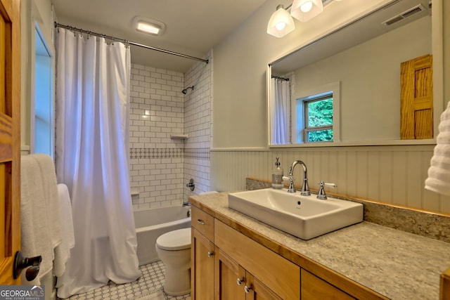 4610 Murray Cove Rd, Tiger, GA 30576 - bathroom with vanity, toilet, shower / bath combo with shower curtain, and wainscoting