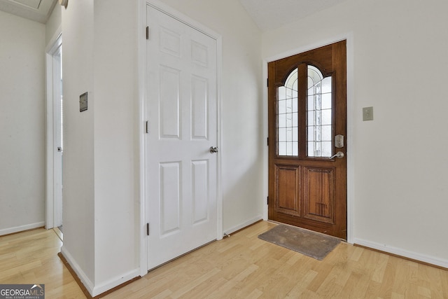 140 Shoal Creek Rd, Griffin, GA 30223 - entryway with light wood finished floors and baseboards