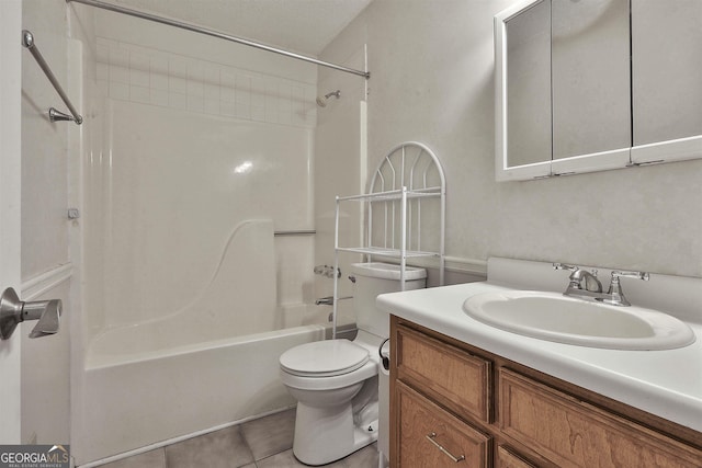 140 Shoal Creek Rd, Griffin, GA 30223 - full bathroom with tile patterned floors, toilet, vanity, and washtub / shower combination