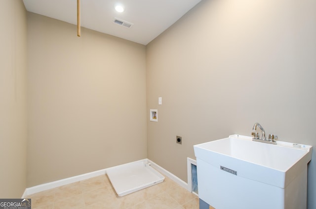 8555 Scenic Ridge Way, Ball Ground, GA 30107 - laundry room featuring electric dryer hookup, hookup for a washing machine, light tile patterned floors, and recessed lighting