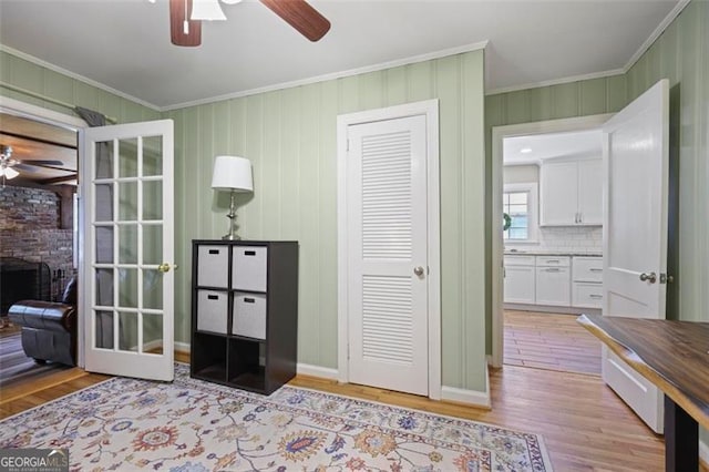 184 Rambo Pl SW, Marietta, GA 30064 - bedroom featuring crown molding, wood finished floors, ceiling fan, and a closet
