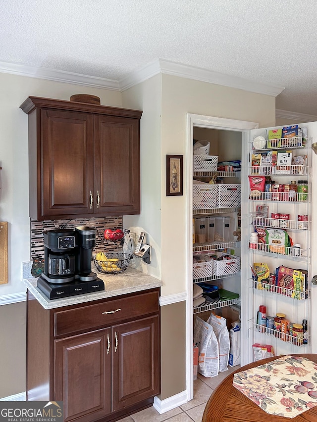 21 Picketts Rdg, Acworth, GA 30101 - view of pantry