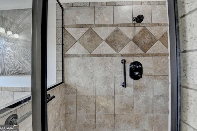 1054 Morgan Garner Dr SW, Lilburn, GA 30047 - bathroom with a tile shower