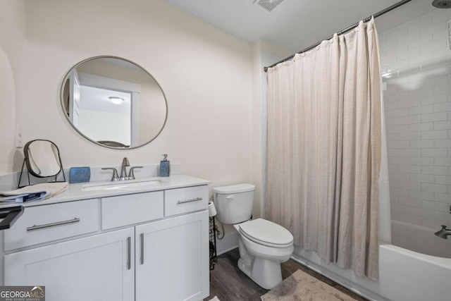 555 Red Bluff Dr, Athens, GA 30607 - bathroom with vanity, shower / tub combo with curtain, and wood finished floors
