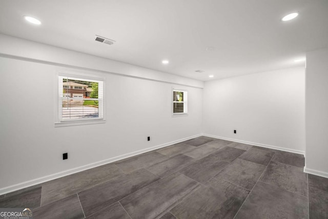 681 Fielding Ln SW, Atlanta, GA 30311 - empty room featuring recessed lighting