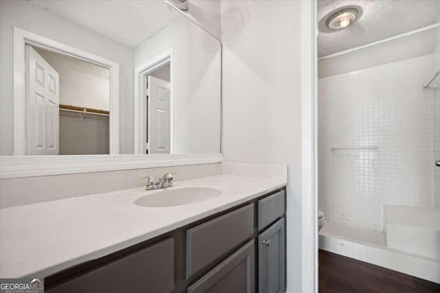 5555 Mountain Springs Cir, Stone Mountain, GA 30088 - full bath with vanity and tiled shower