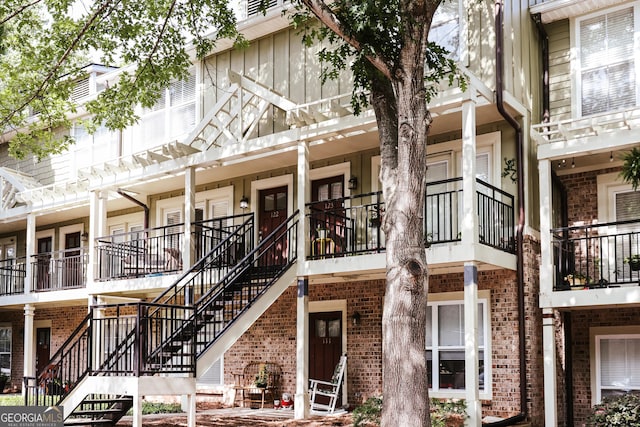 660 Barnett Shoals Rd Unit 127, Athens, GA 30605 - view of property featuring stairs