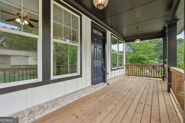 1158 Welch St SW, Atlanta, GA 30310 - view of wooden porch