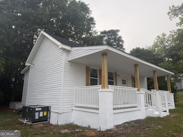1300 Murphy Ave, Lagrange, GA 30240 - view of side of home featuring covered porch and cooling unit
