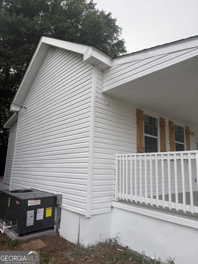 1300 Murphy Ave, Lagrange, GA 30240 - view of side of home with central AC unit and a porch