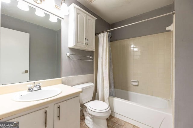 1818 Huntingdon Chase, Atlanta, GA 30350 - empty room with carpet, a skylight, a textured ceiling, and healthy amount of natural light