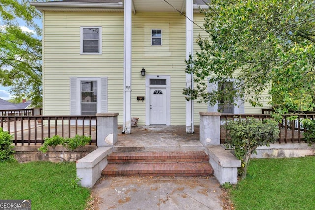 510 Edgewood Ave, Macon, GA 31201 - view of front facade featuring a front lawn