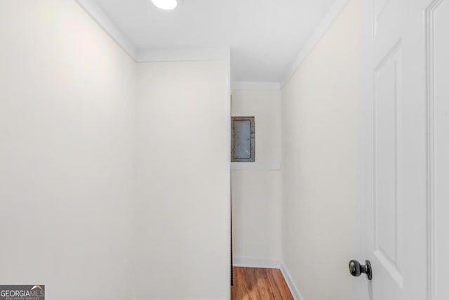 580 Vaughn Rd, Griffin, GA 30223 - hallway featuring light wood-style floors and baseboards