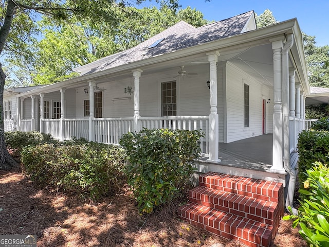 441 Crumbley Rd, Mcdonough, GA 30252 - view of front of property with covered porch, roof with shingles, and ceiling fan