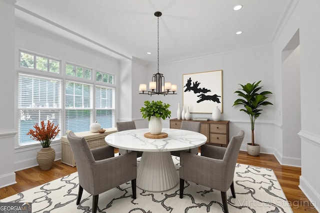 661 Lockton Pl # 9, Sandy Springs, GA 30342 - dining room with plenty of natural light, a chandelier, light wood finished floors, recessed lighting, and baseboards