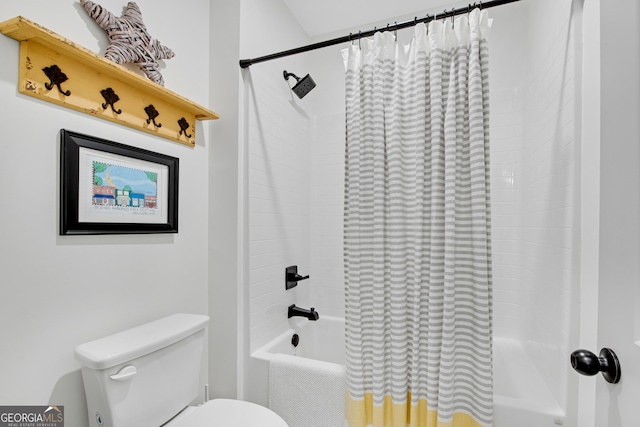 485 Delaperriere Loop, Jefferson, GA 30549 - bathroom with shower / bath combo with shower curtain and toilet