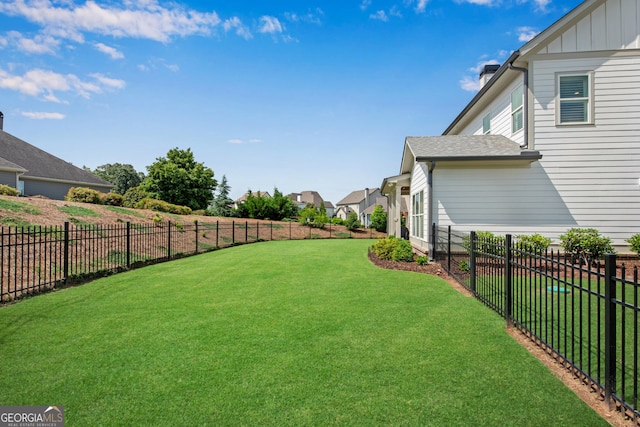 485 Delaperriere Loop, Jefferson, GA 30549 - fenced backyard with a residential view