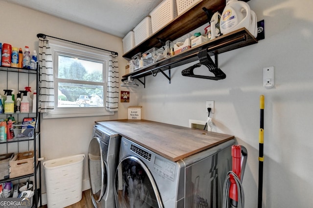 1882 Flowering Dr, Grayson, GA 30017 - laundry area featuring washer and dryer