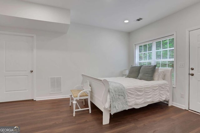 3980 Suwanee Place Dr, Suwanee, GA 30024 - bedroom featuring wood finished floors, baseboards, and recessed lighting