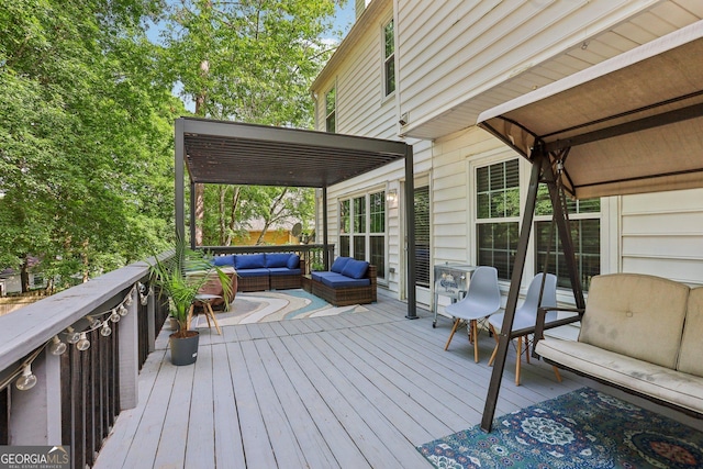 135 Clubhouse Dr NW, Kennesaw, GA 30144 - deck with an outdoor hangout area