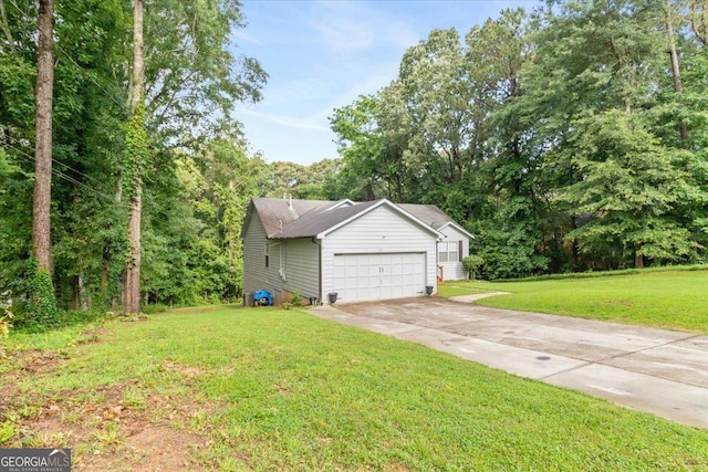 160 Country Mill Ln, Stockbridge, GA 30281 - garage with concrete driveway